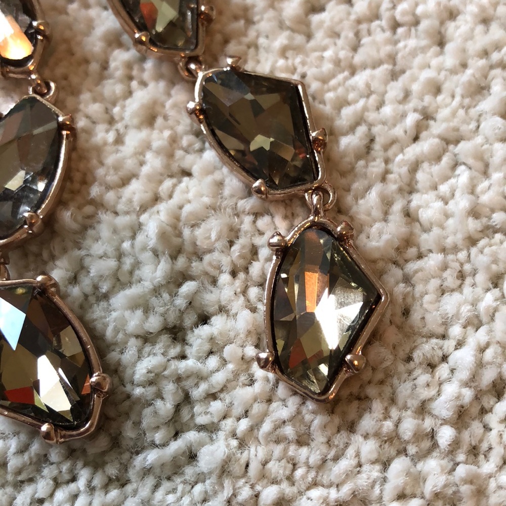 Express earrings - Picture 3 of 7